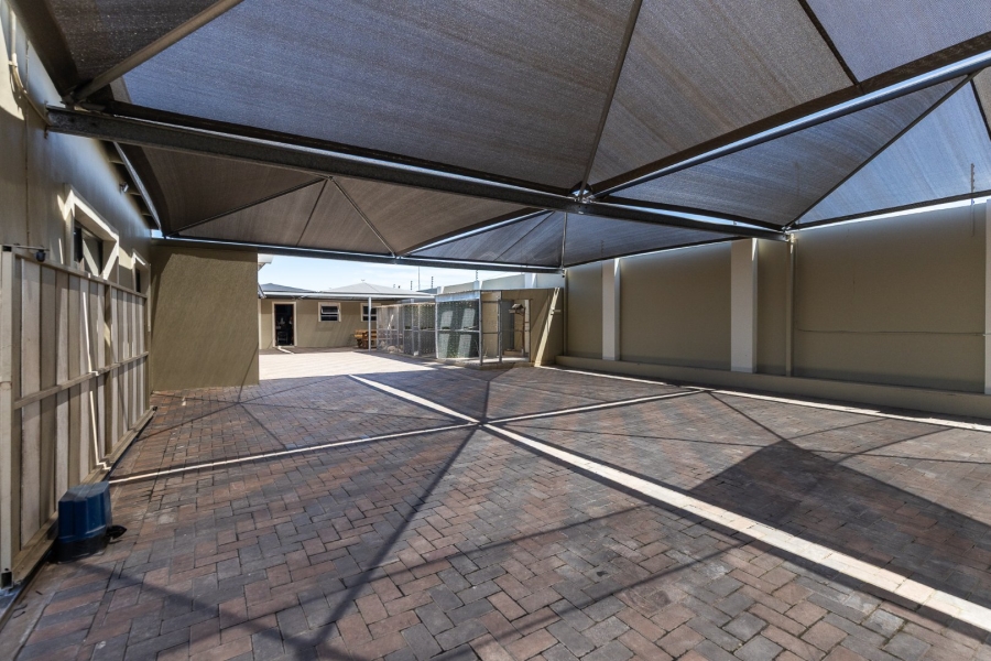 4 Bedroom Property for Sale in Bluewater Bay Eastern Cape